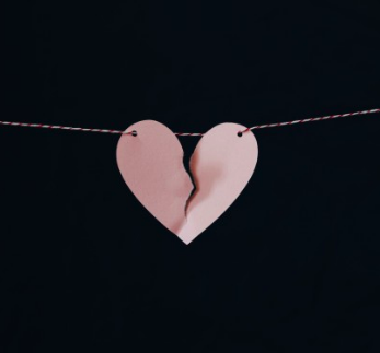 심리상담사가 말하는 데이트폭력상담 [온라인 심리상담 트로스트]