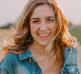 방탄소년단 노래로 보는 자기자비와 자존감 높이기 [심리상담 어플 트로스트]