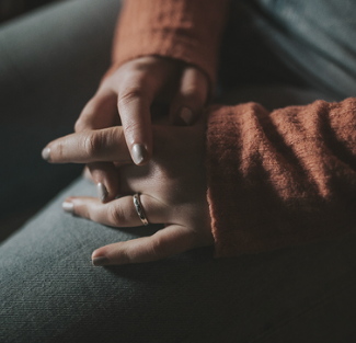 강박장애(강박증)의 원인과 증상. 상담에서는 어떻게 치료받을 수 있나요? [온라인 심리상담 트로스트]