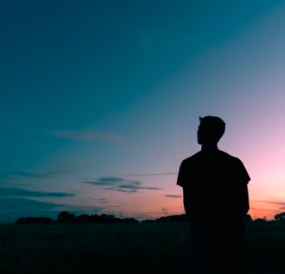 대인기피증 테스트 – 사람들과의 대화가 불편하게 느껴진다면? [심리상담 어플 트로스트]